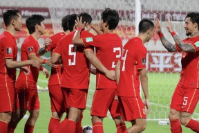 九游应用入口-穆古鲁扎在塞尔维亚队比赛中大比分获胜，战术调整引发热议！的简单介绍