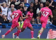 九游App下载-包含德罗巴连续二十场比赛得分超过比赛局势复杂，切尔西不断突破！的词条